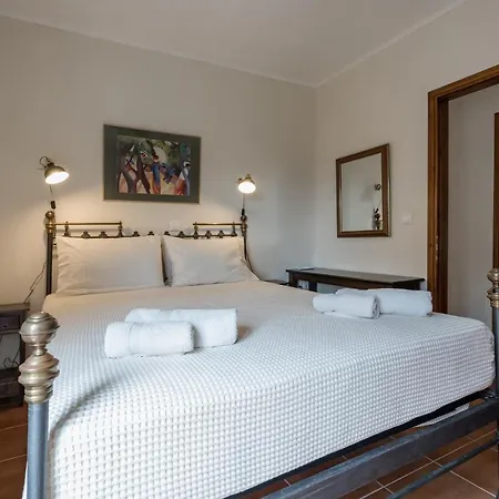 Sant'agata Apartment *