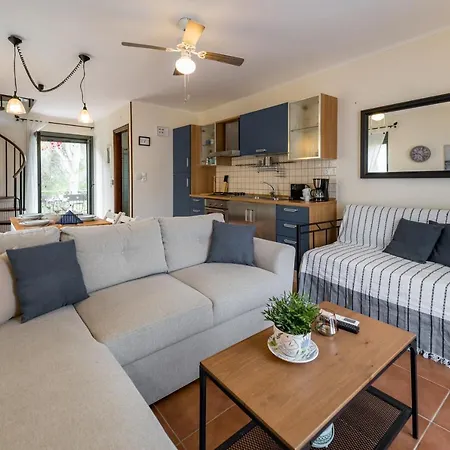 Sant'agata Apartment *