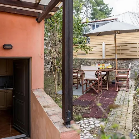 Sant'agata ليكسوري