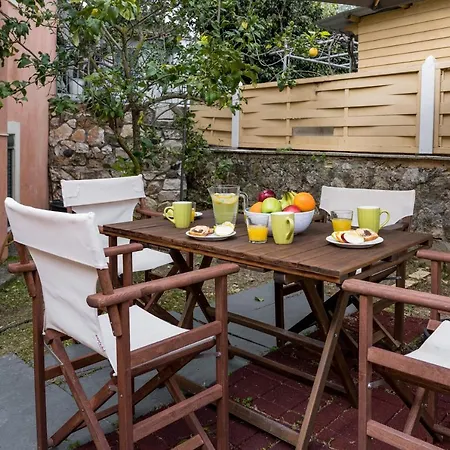 Sant'agata ليكسوري